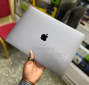 Laptop Apple MacBook Pro 2020 M1 16GB Apple M1 Pro SSD 1T