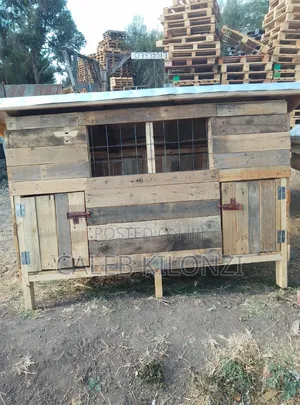 Dog Kennel House 2 Door