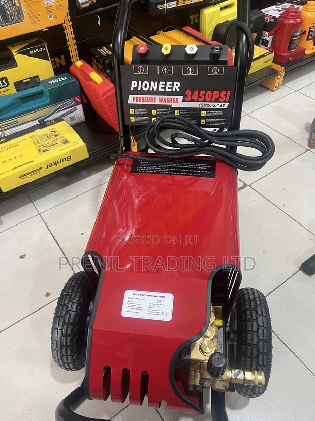 Pressure Washer - thumbnail 2