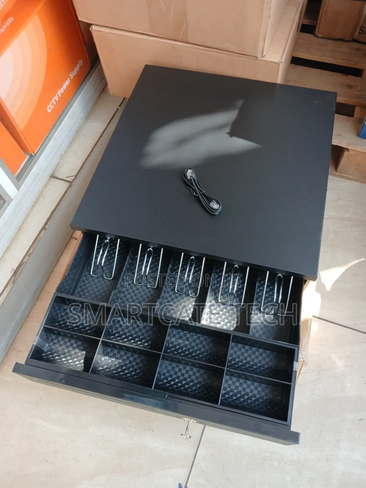 Compact 5-Slot Automatic Cash Drawer for Convenient Money