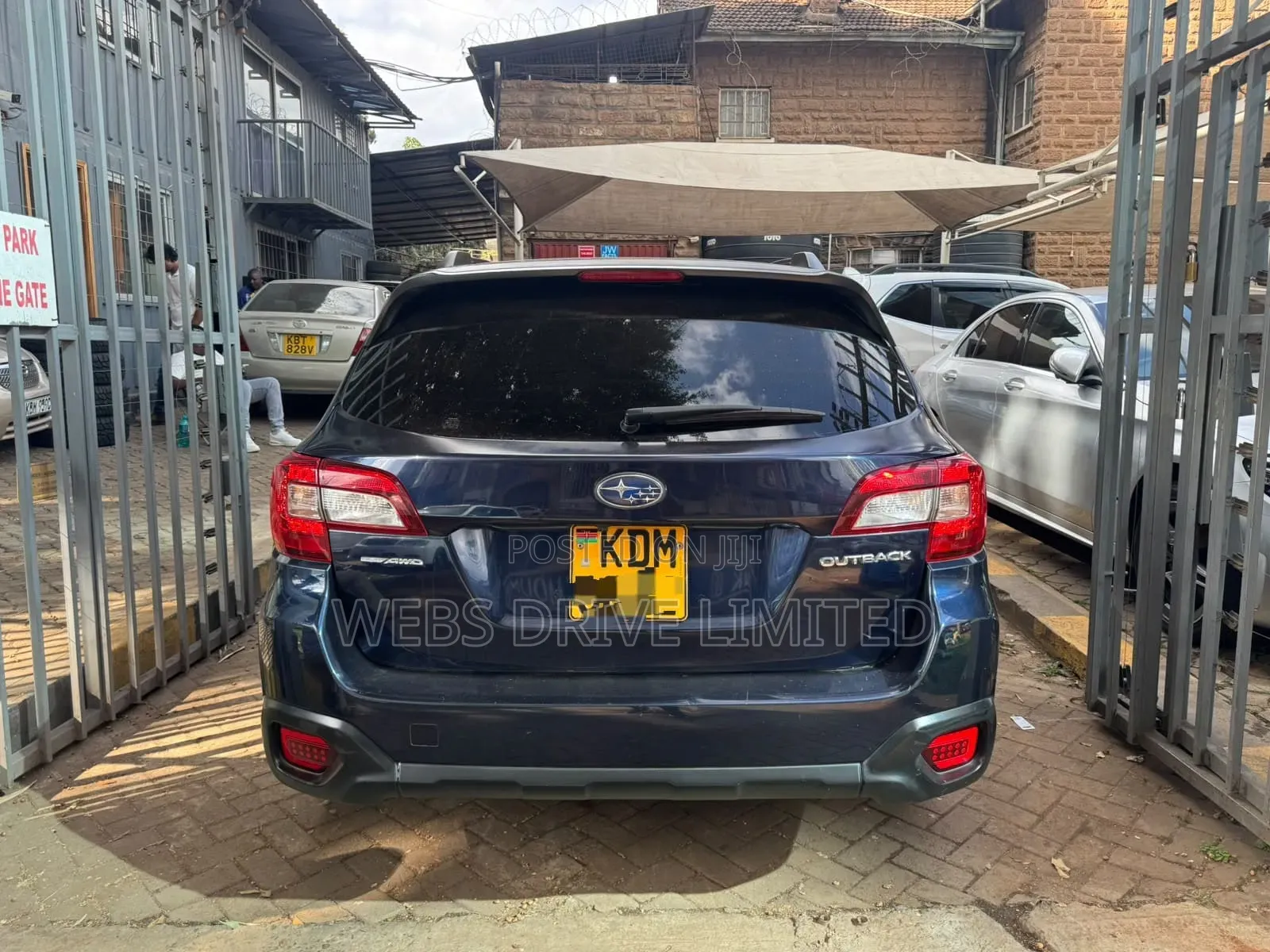 Subaru Outback 2.5i Premium AWD 2016 Blue