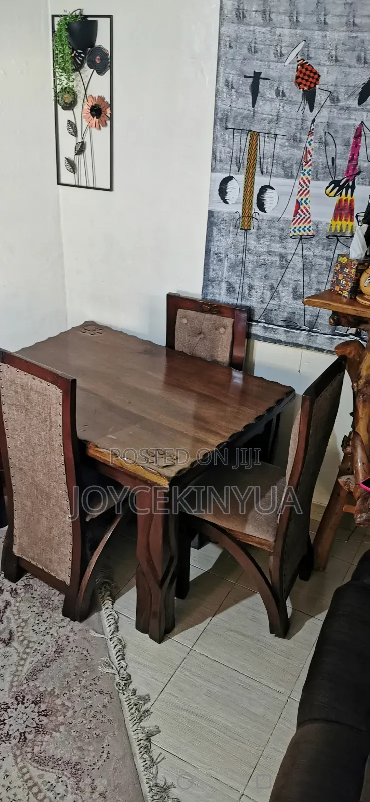 4 Seater Mahogany Dinning Table on Sale