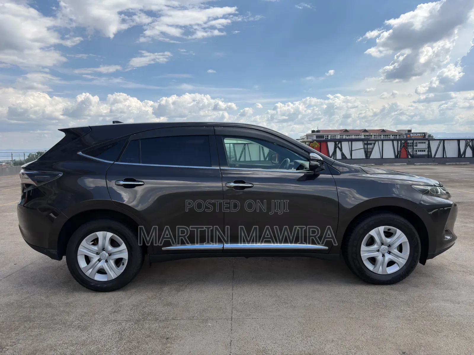 Toyota Harrier 2014