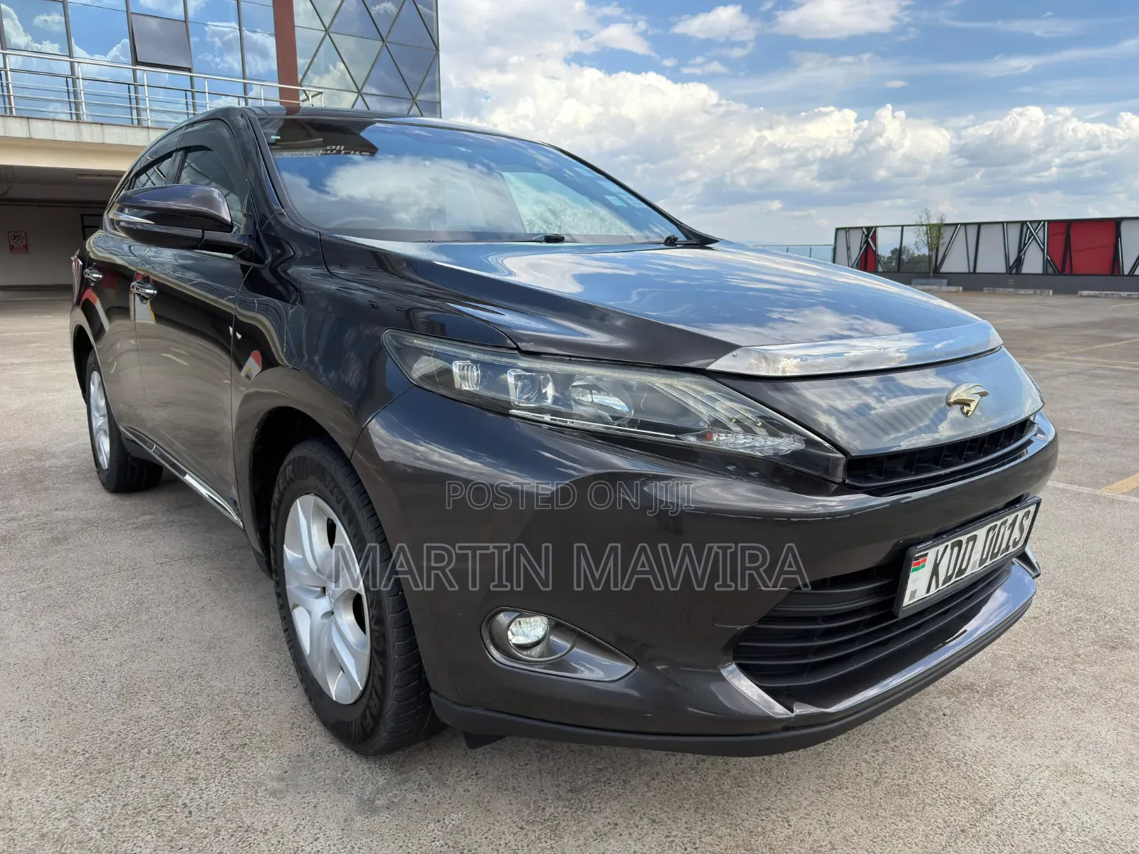 Toyota Harrier 2014