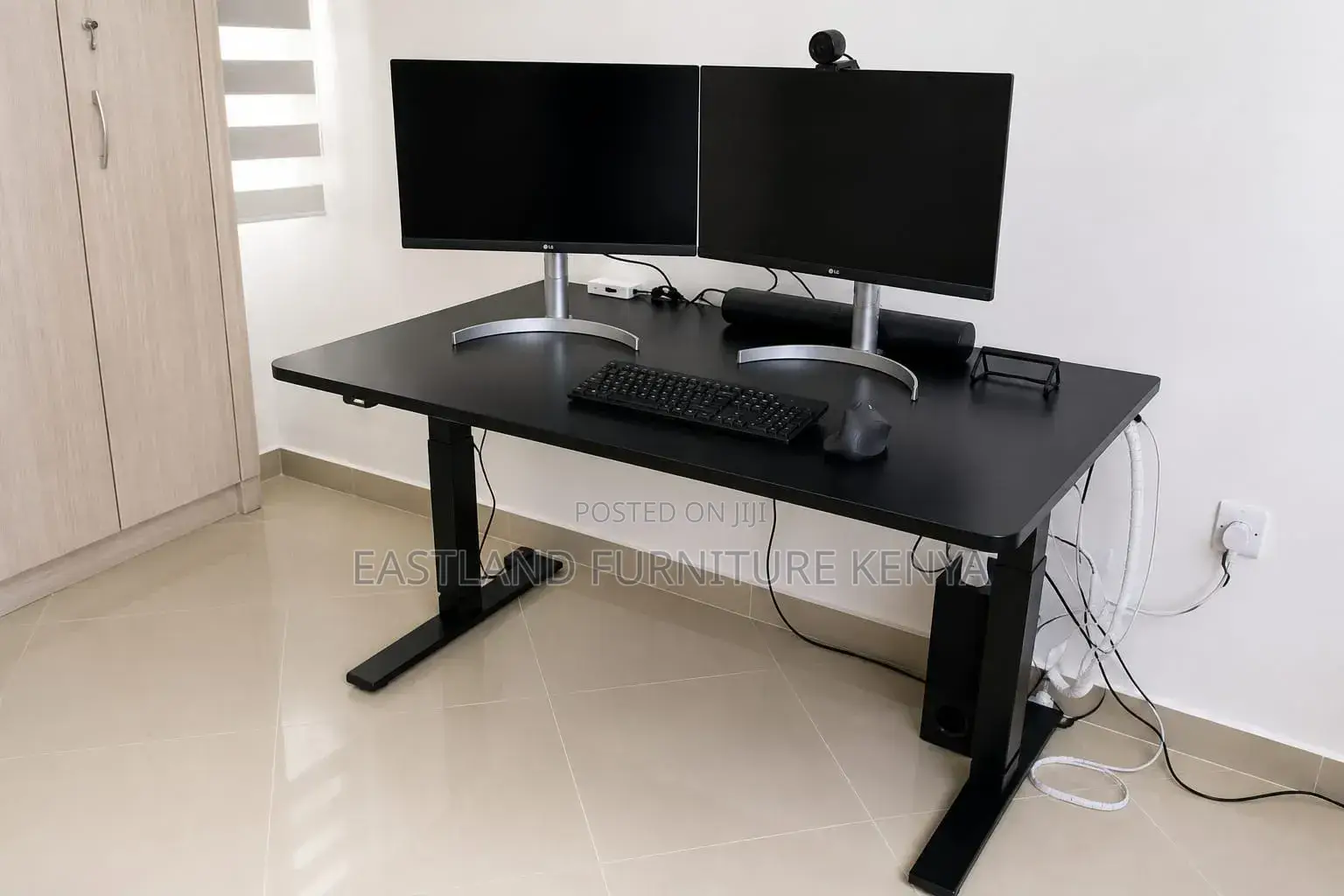 Electric Height -Adjustable Standing Desk