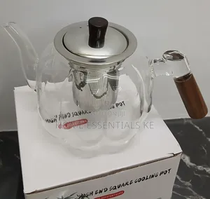 Heat Resistant Glass Tea Decanter With Strainer Infuser 1.2L
