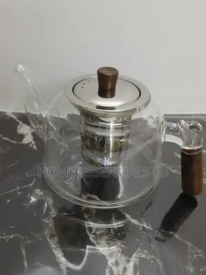 Heat Resistant Glass Tea Decanter With Strainer Infuser 1.2L