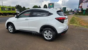 Honda Vezel 1.5 2WD 2018 White