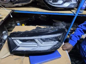 Audi SQ5 Headlights