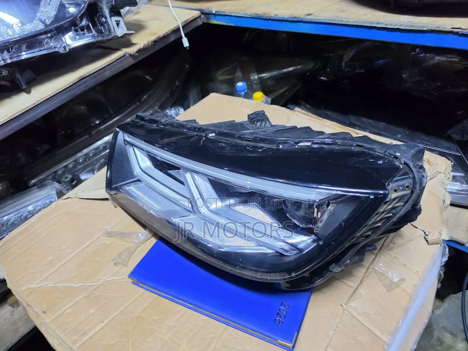 Audi SQ5 Headlights