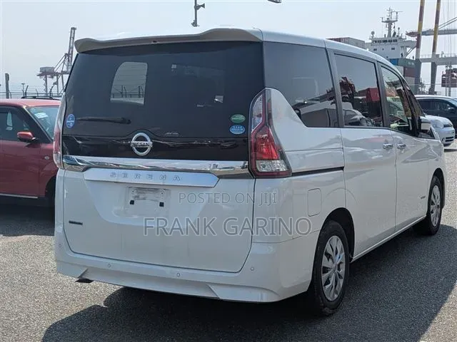 Nissan Serena 2019 White
