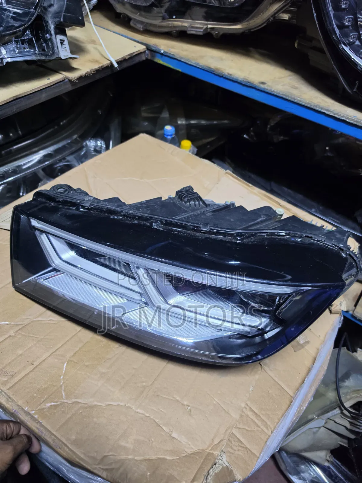 Audi SQ5 Headlights