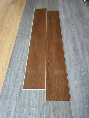 Royal Walnut (5mm Spc)