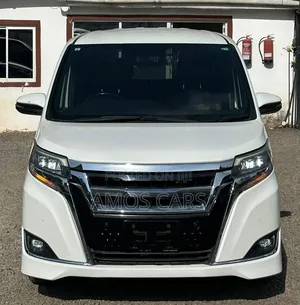 Toyota Esquire 2019 White