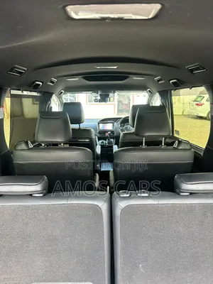 Toyota Esquire 2019 White
