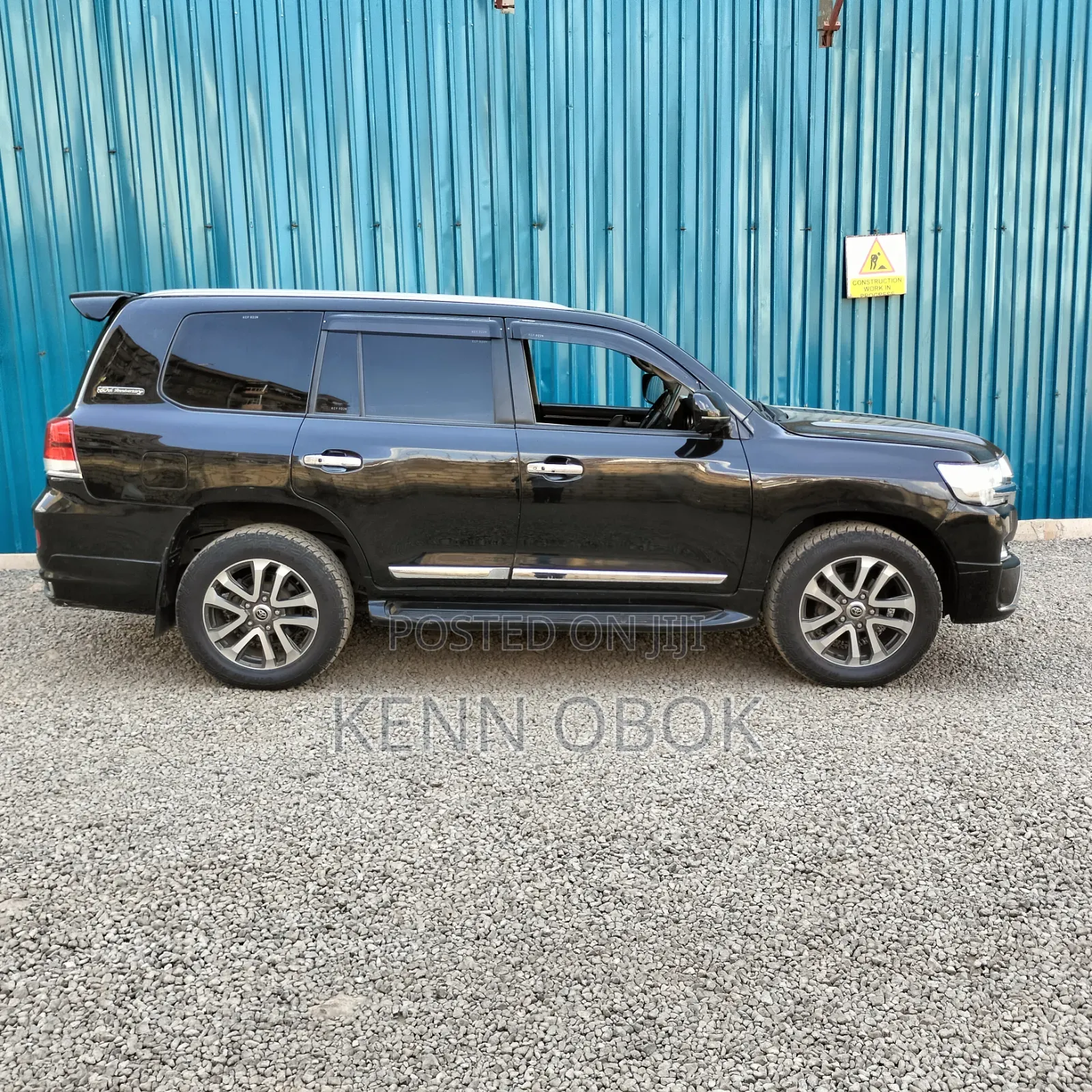 Toyota Land Cruiser 4.6 V8 ZX 2011 Black