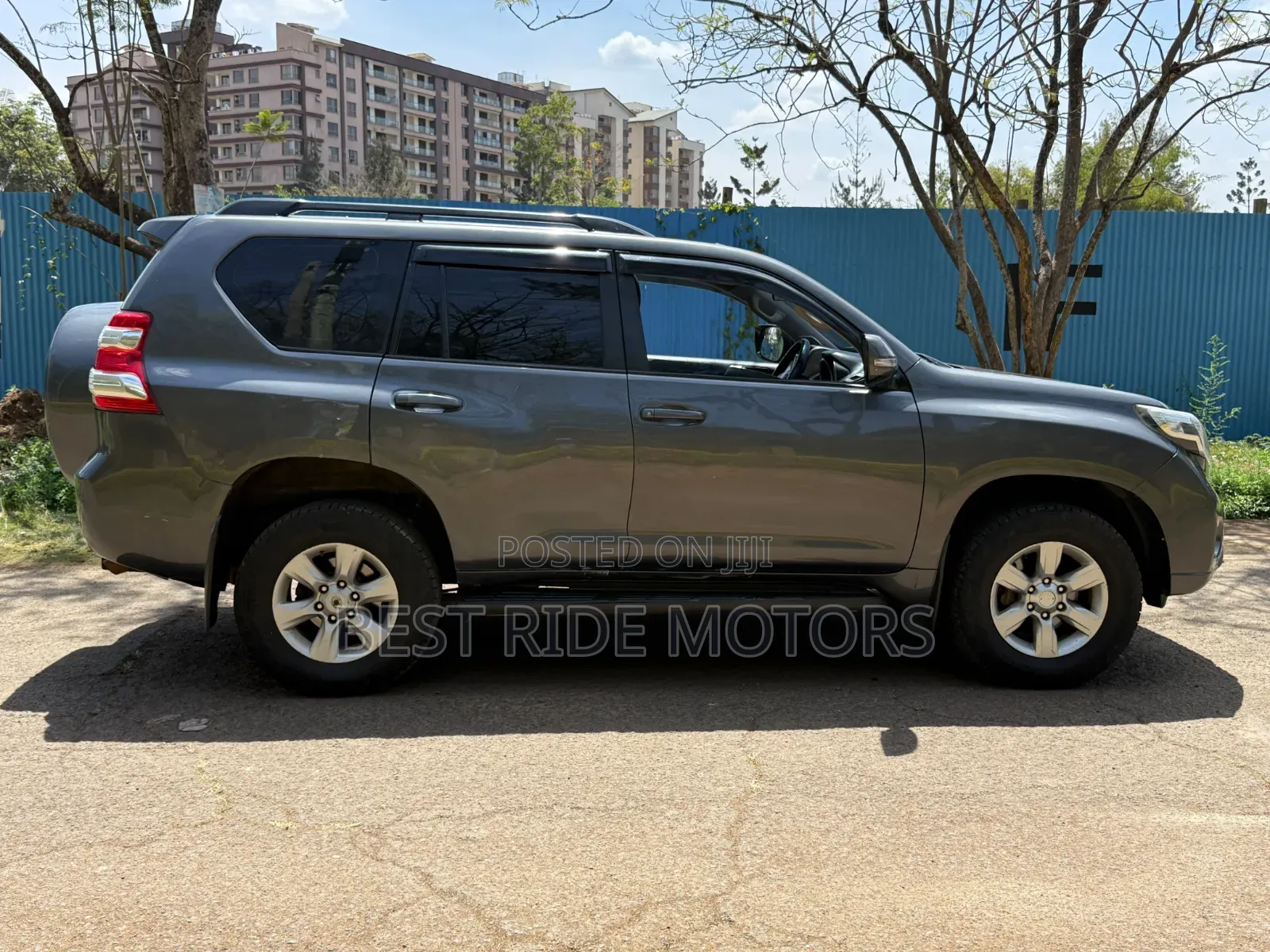 Toyota Land Cruiser Prado 3.0 TD 2013 Gray