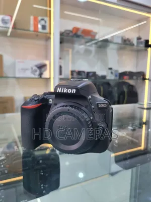 NIKon D5600