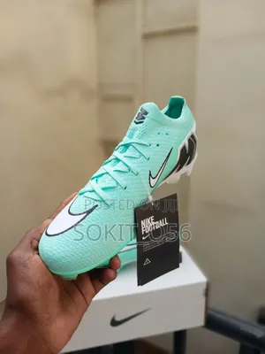 Nike Mercurial Vapor 16 Soccer