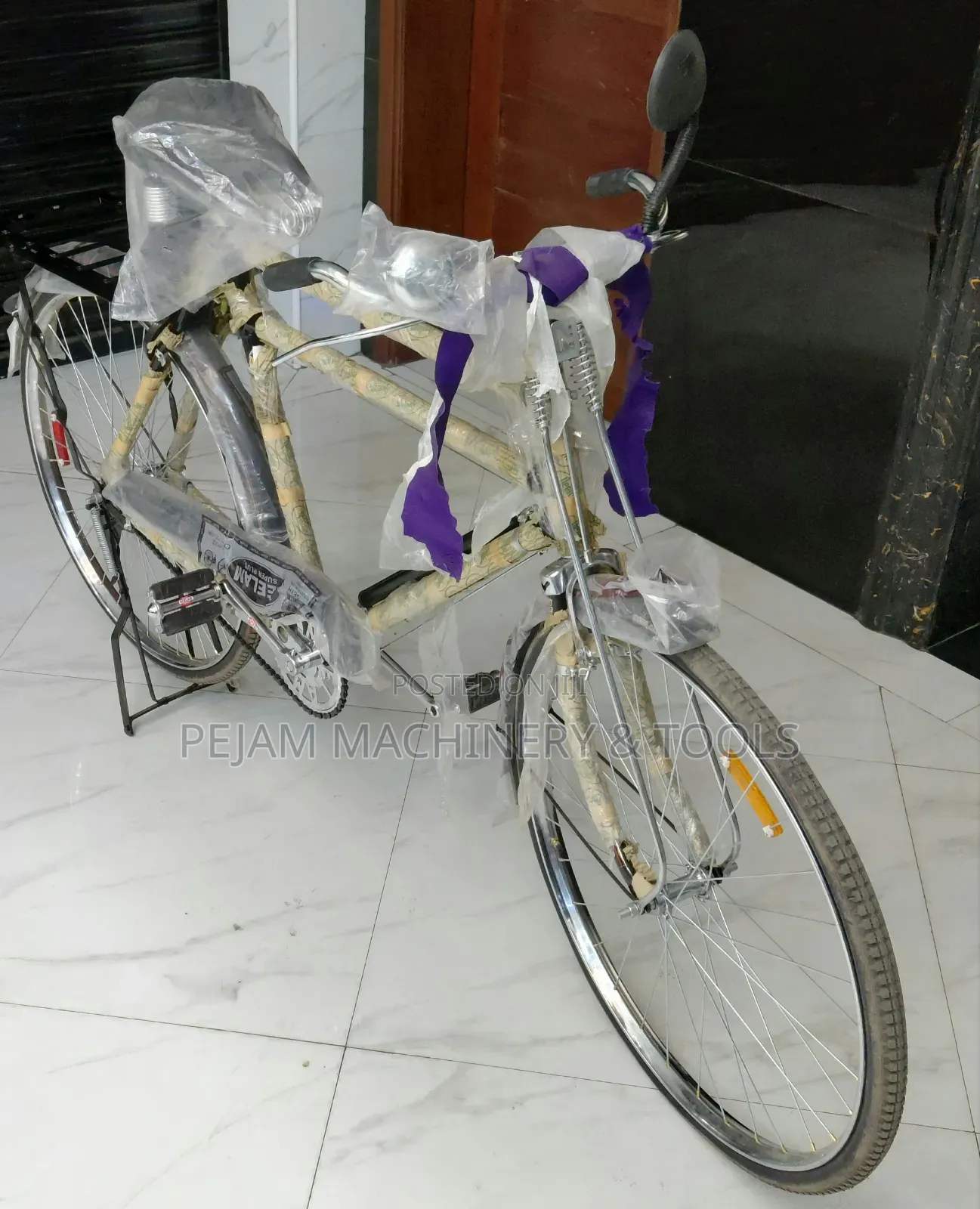 Original Neelam Bicycle (Black Mamba)