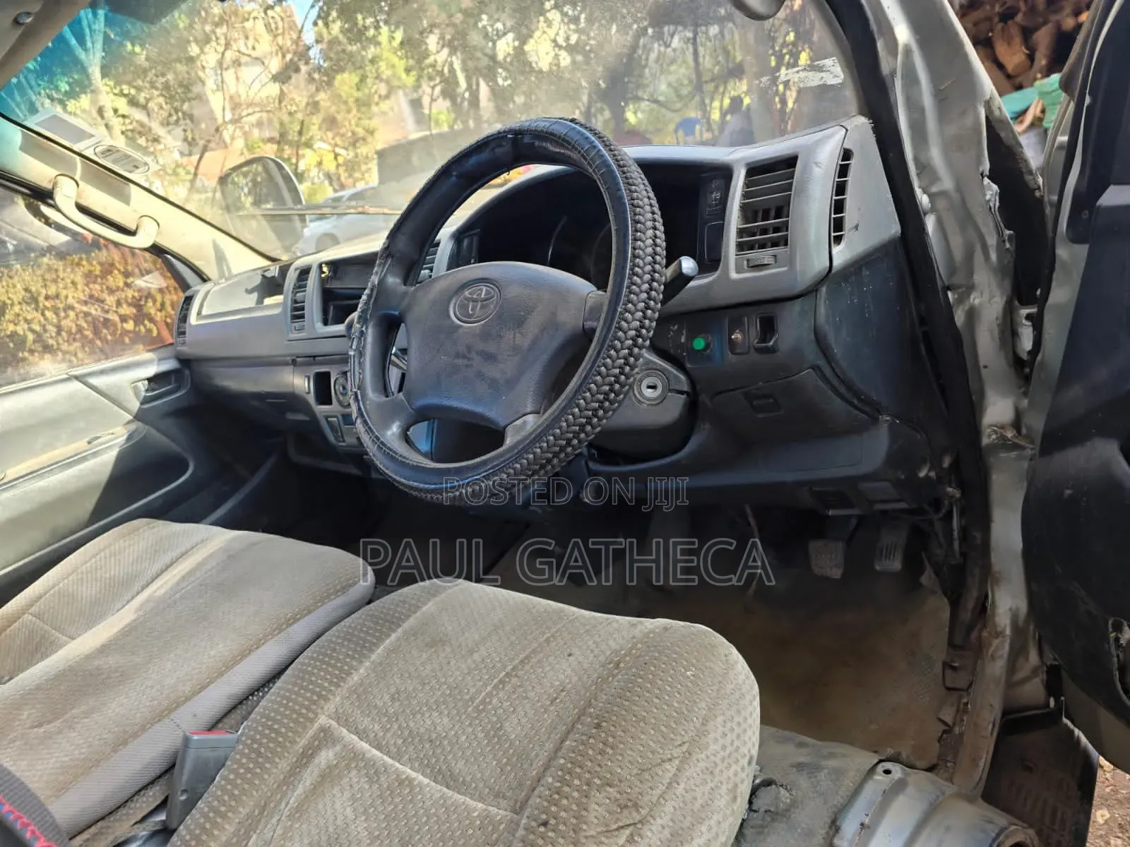 Toyota HiAce 2006 Silver