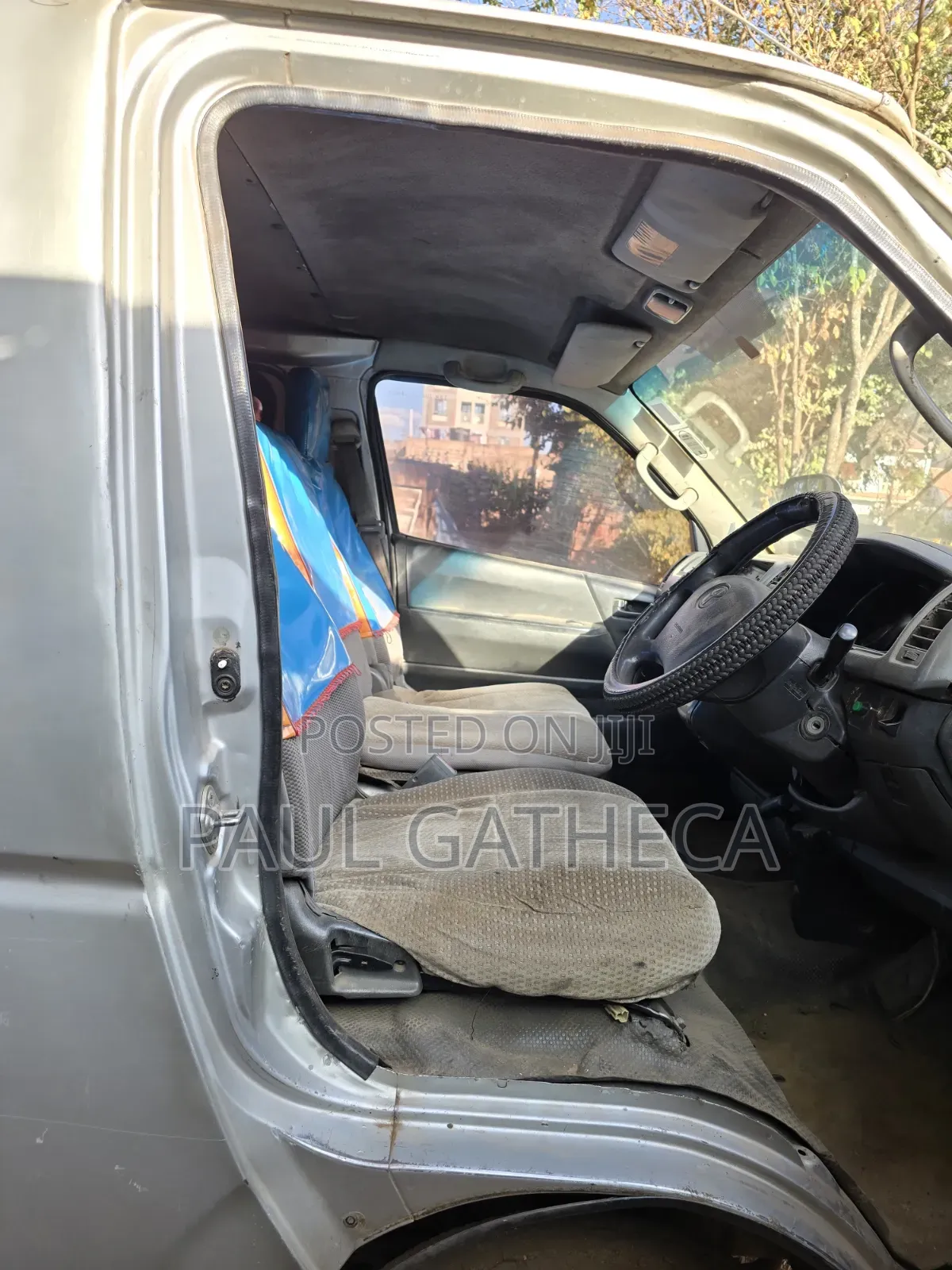 Toyota HiAce 2006 Silver