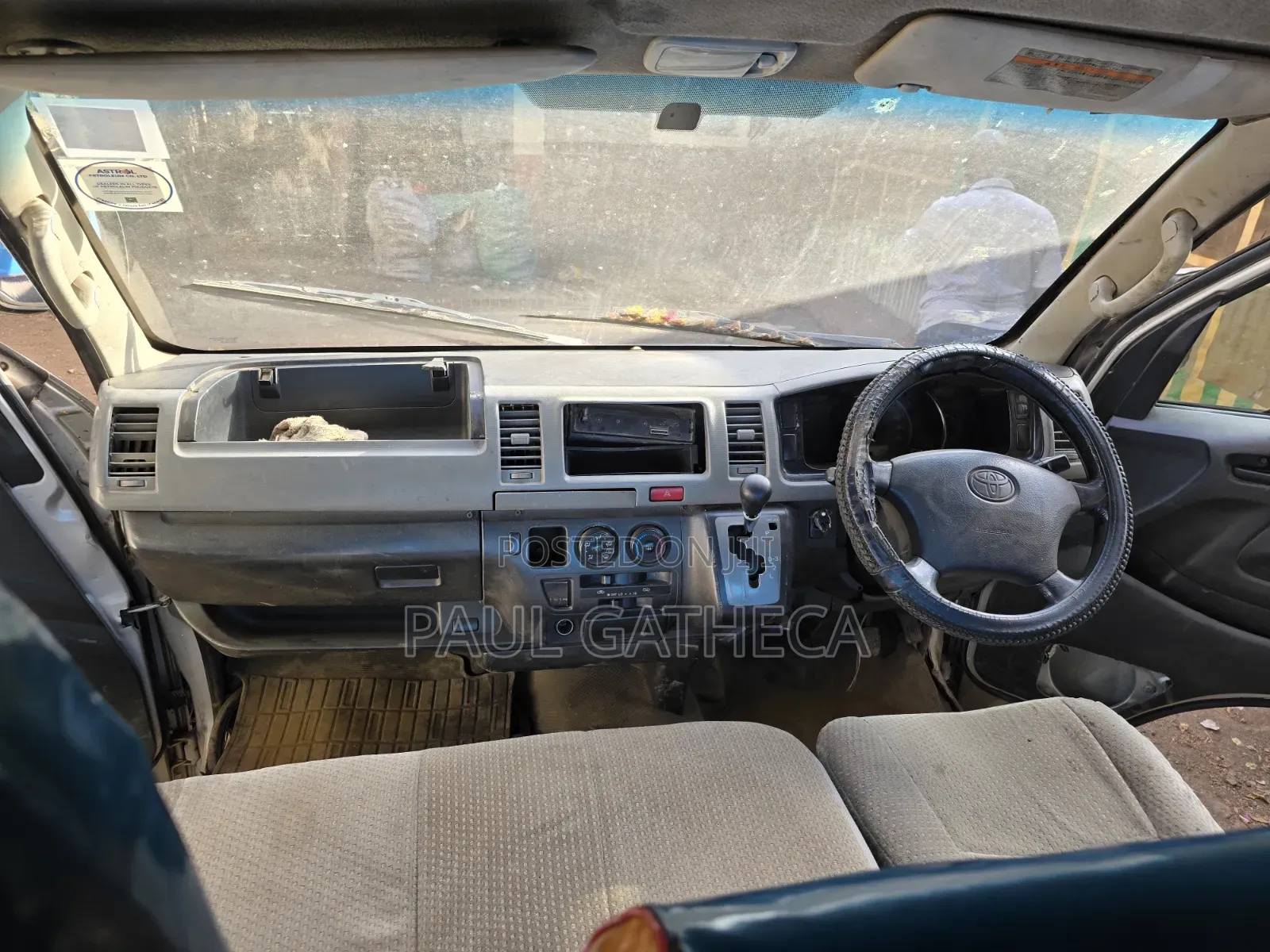 Toyota HiAce 2006 Silver