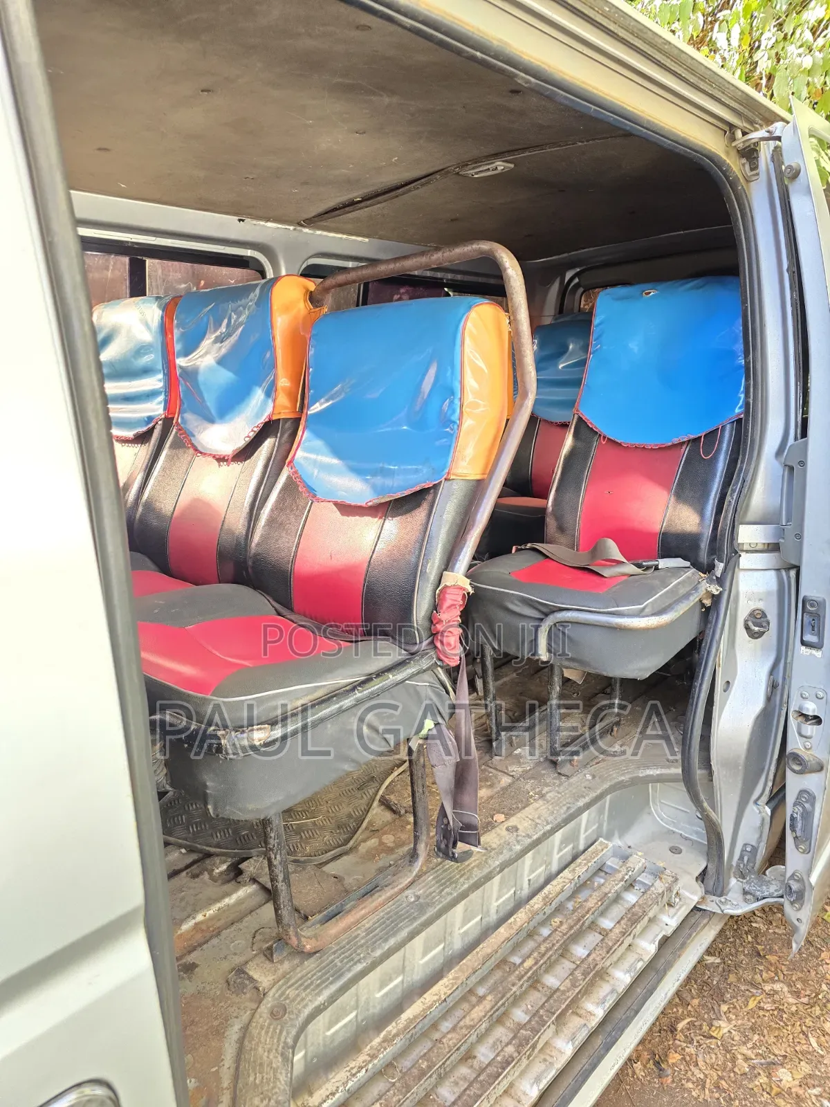 Toyota HiAce 2006 Silver