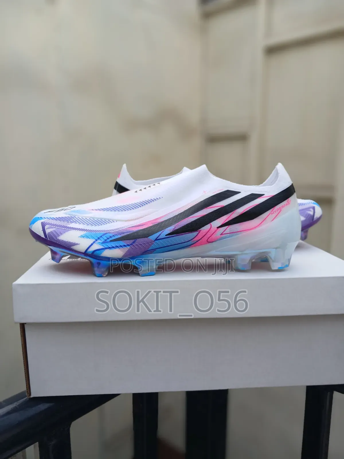 Adidas F50 Hyperfast Elite Laceless Football Boot