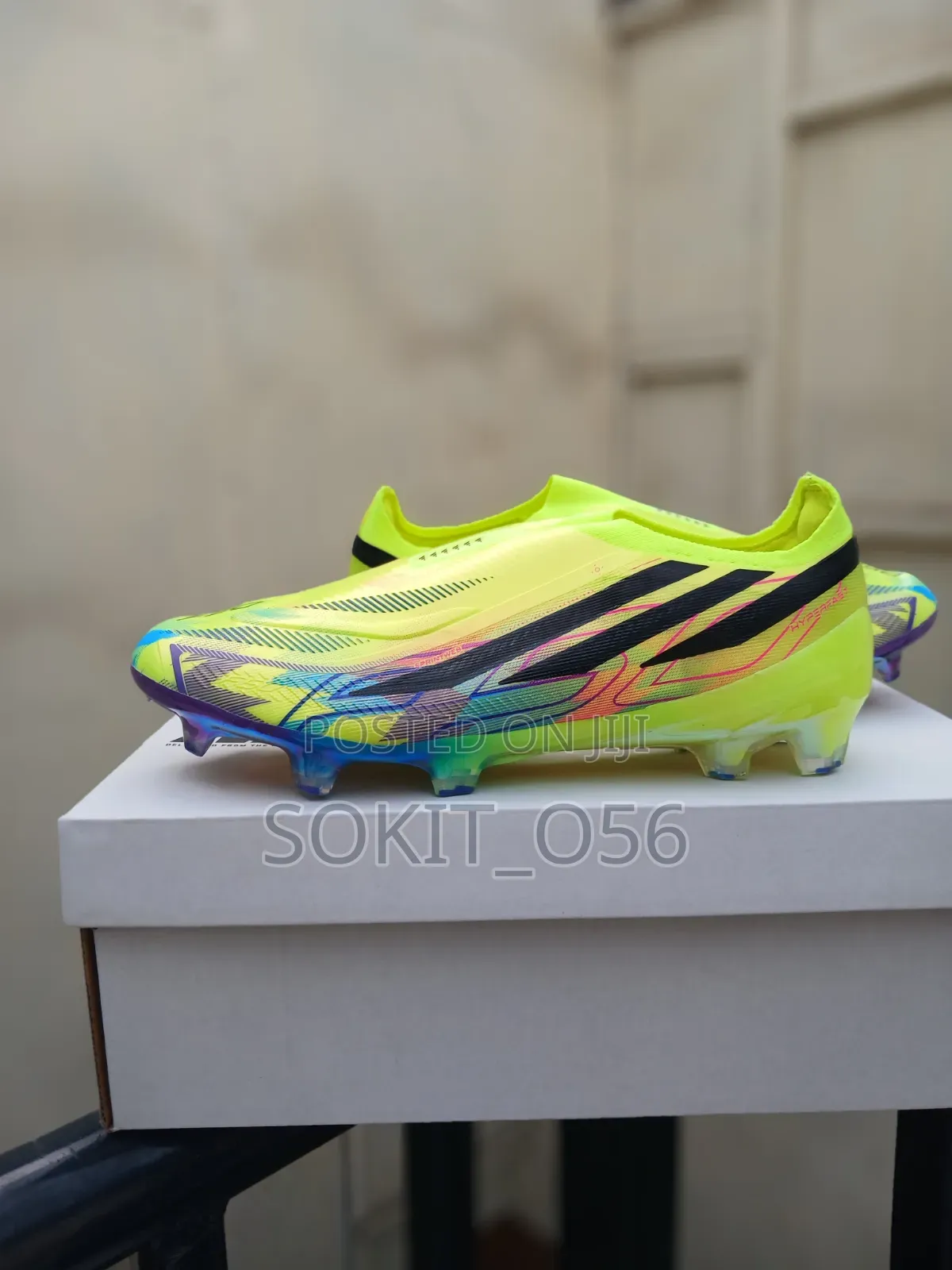 Adidas F50 Hyperfast Elite Laceless Football Boot