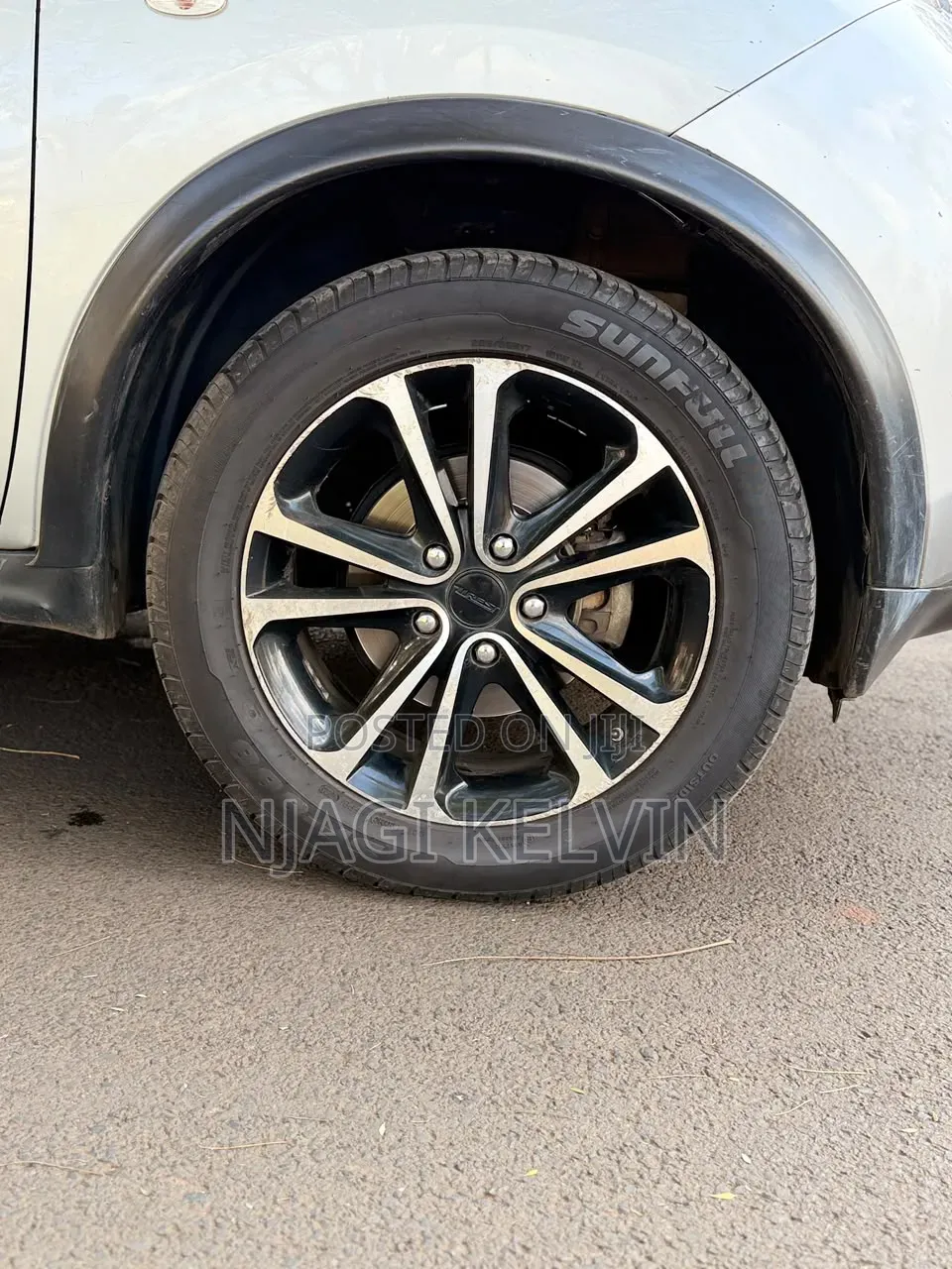 Nissan Juke 2012 Silver