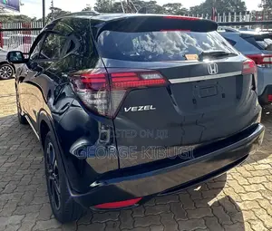 Honda Vezel 2019 Black
