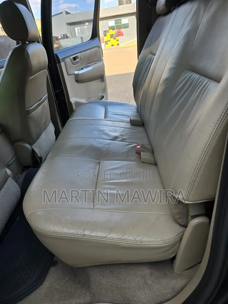 Toyota Hilux 2010 Black