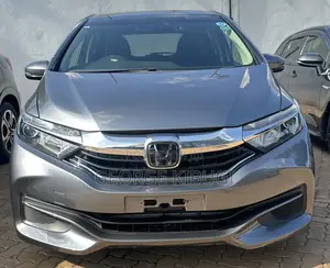 Honda Fit Shuttle 2019 Gray