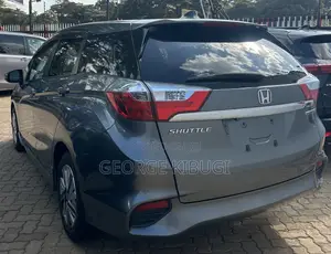 Honda Fit Shuttle 2019 Gray