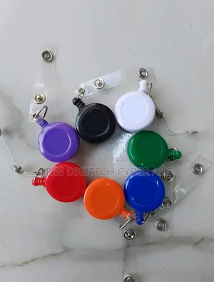 Retractable Card Holder