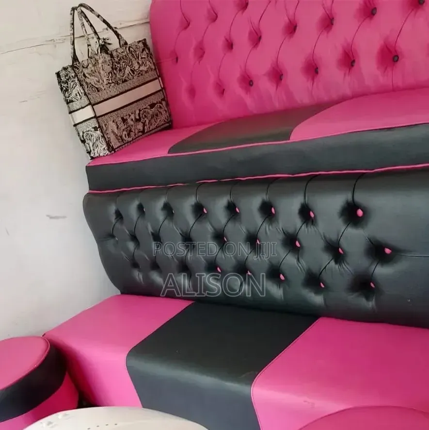 Nail Palour Seat