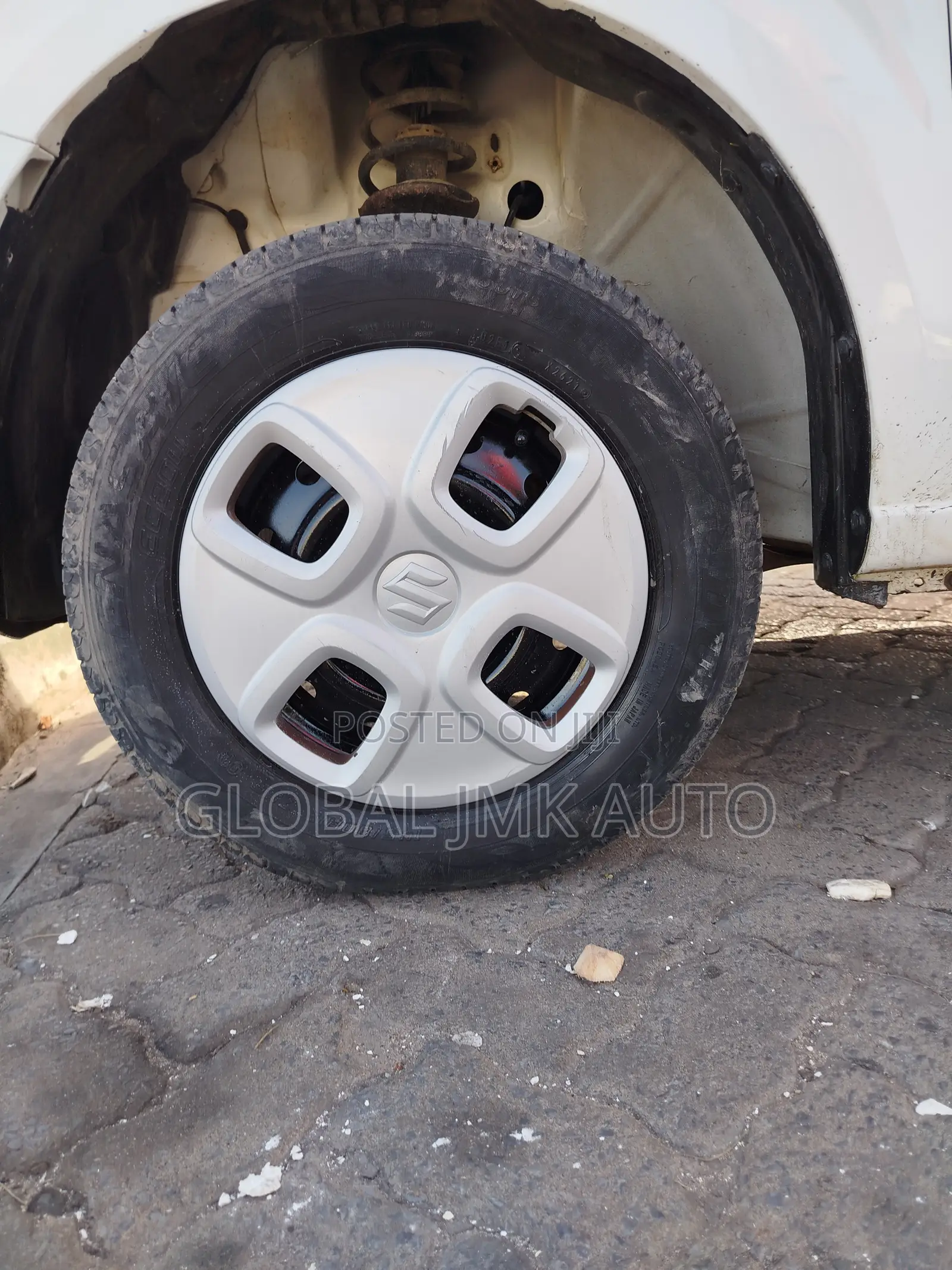 Suzuki Alto 2017 White