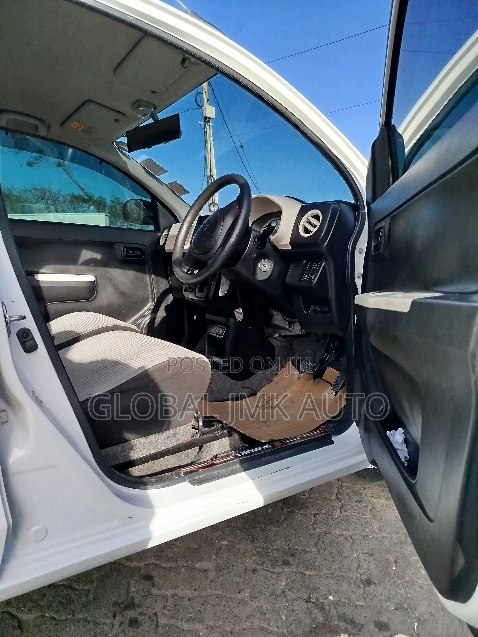 Suzuki Alto 2017 White