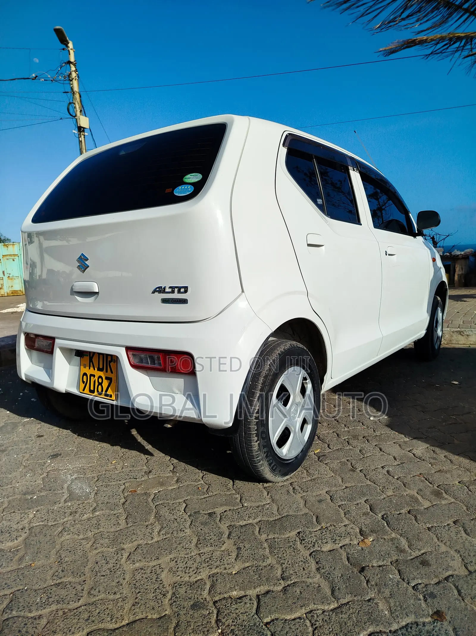Suzuki Alto 2017 White