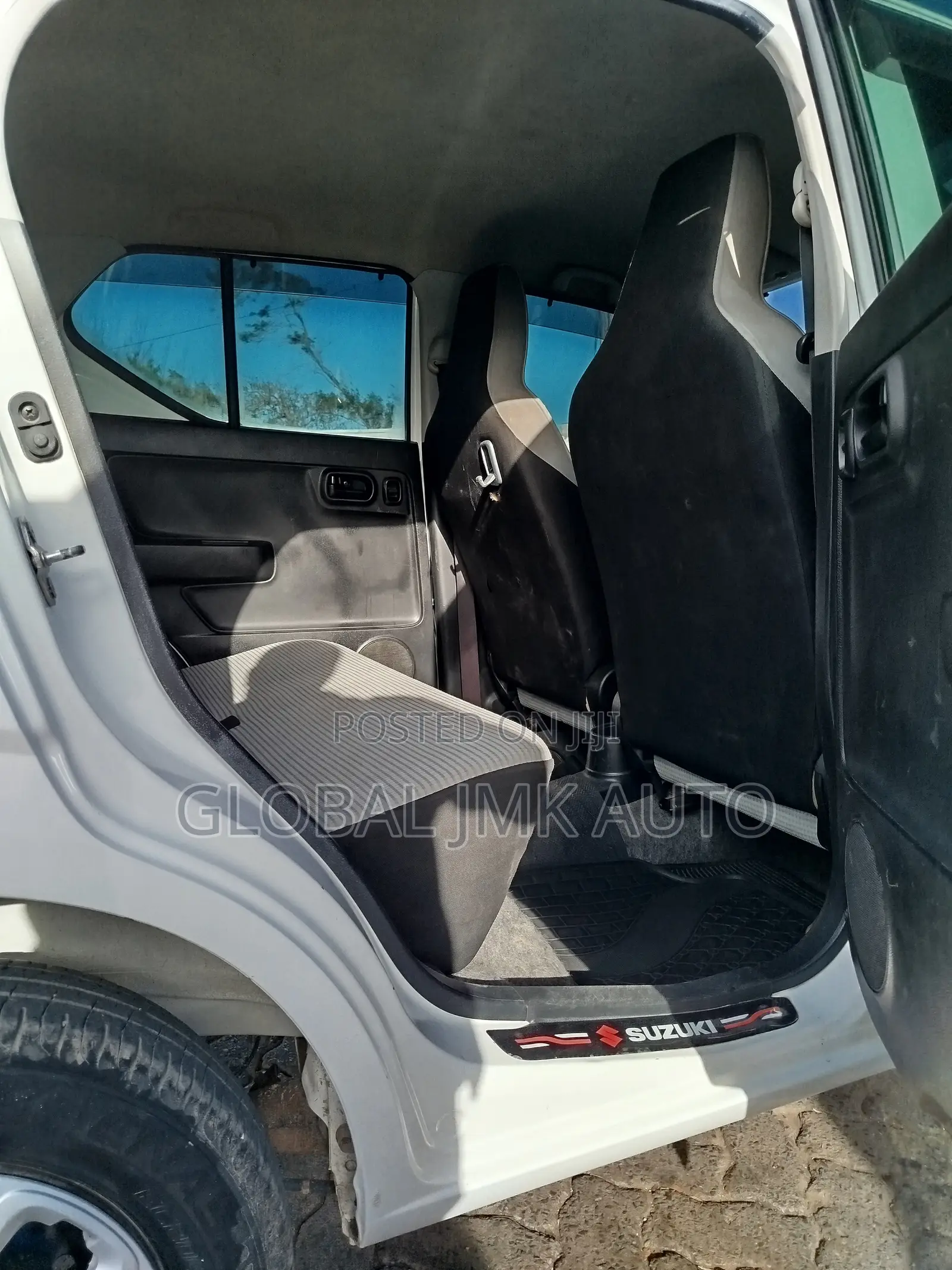 Suzuki Alto 2017 White