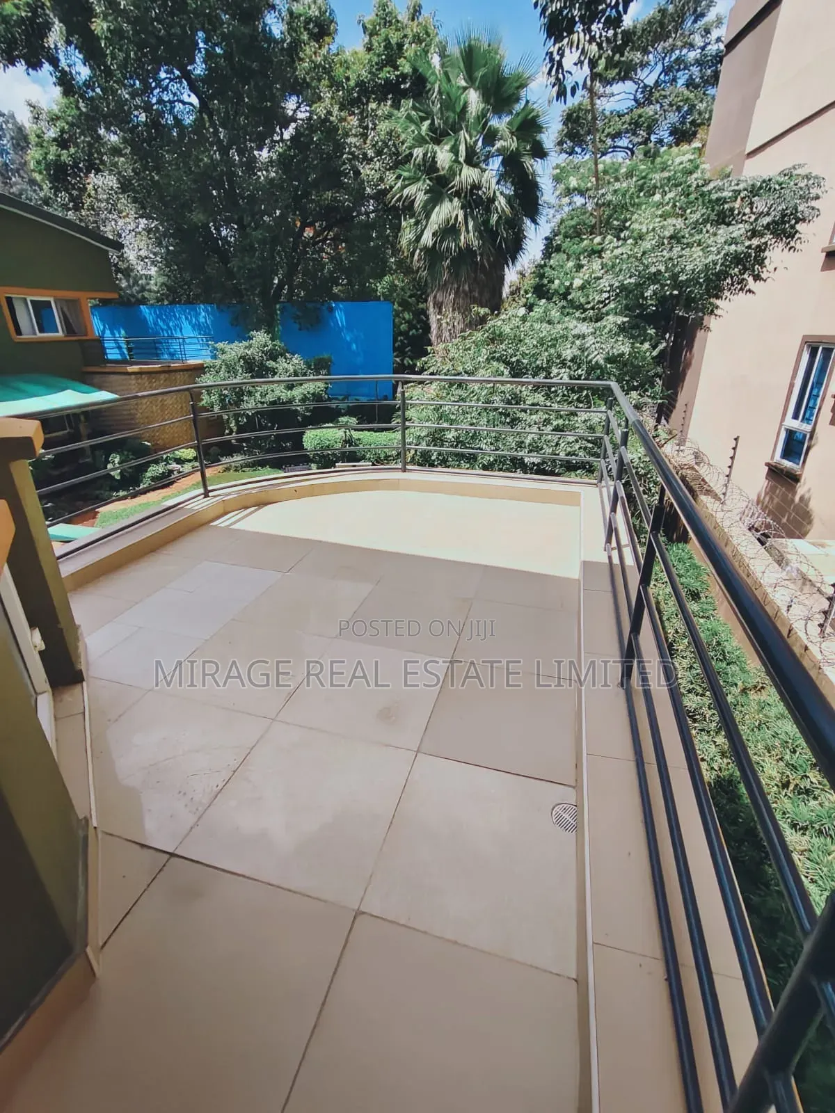 4bdrm Villa in Riverside Drive for rent