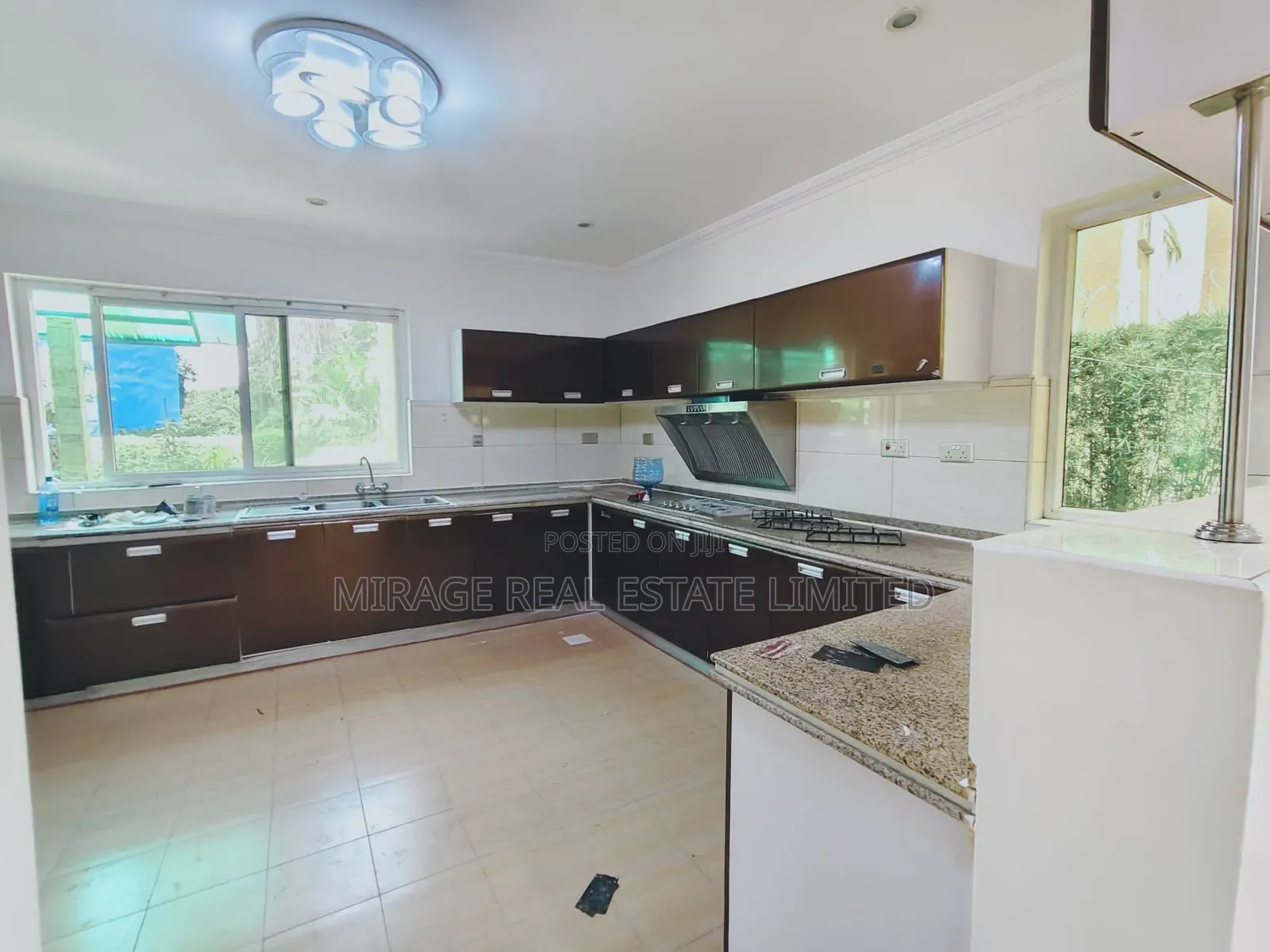 4bdrm Villa in Riverside Drive for rent