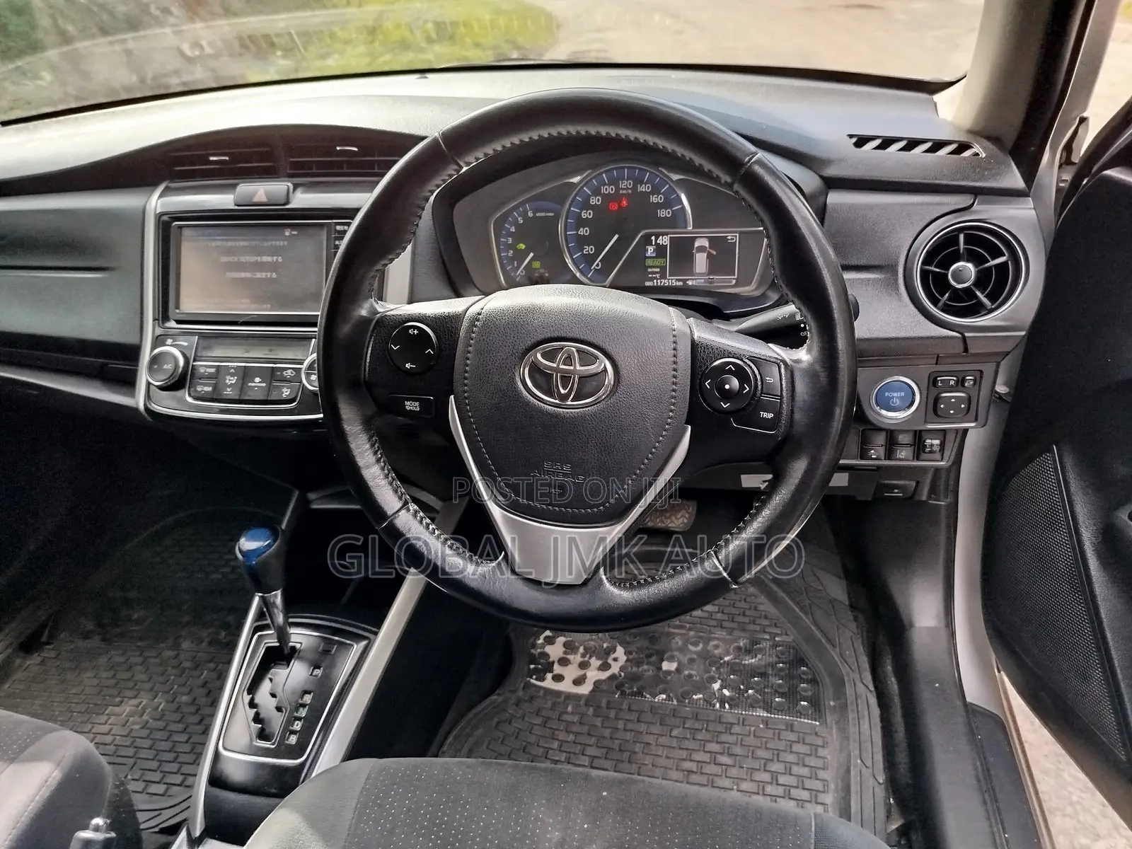 Toyota Corolla Fielder 1.5 Hybrid FWD 2016 Silver