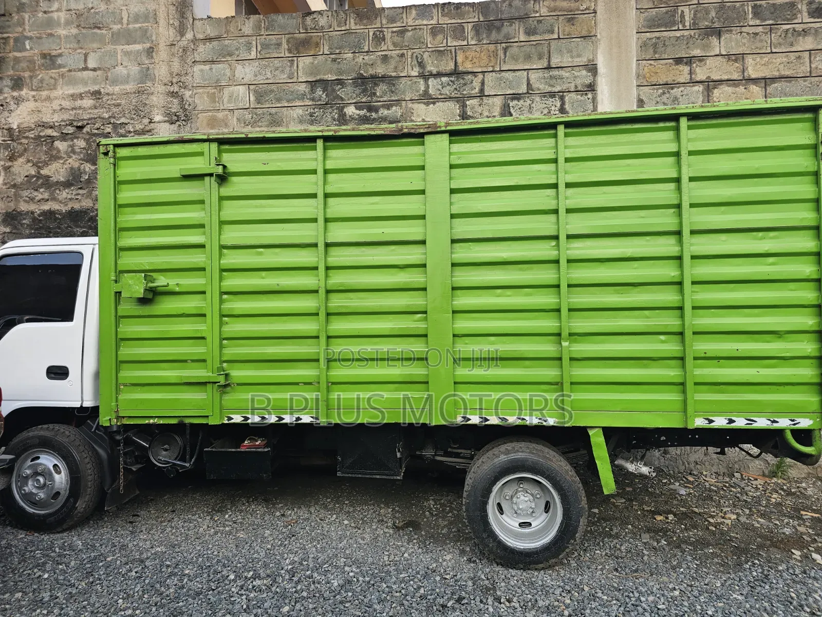 Isuzu NKR for Sale