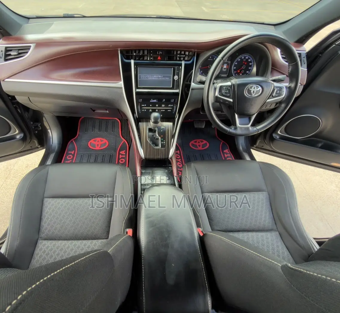 Toyota Harrier 2.0 2014 Black
