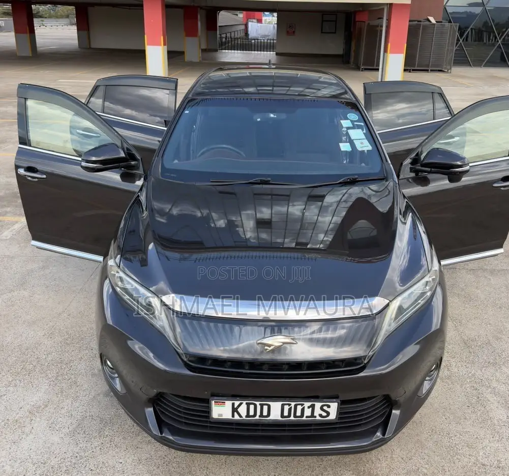 Toyota Harrier 2.0 2014 Black