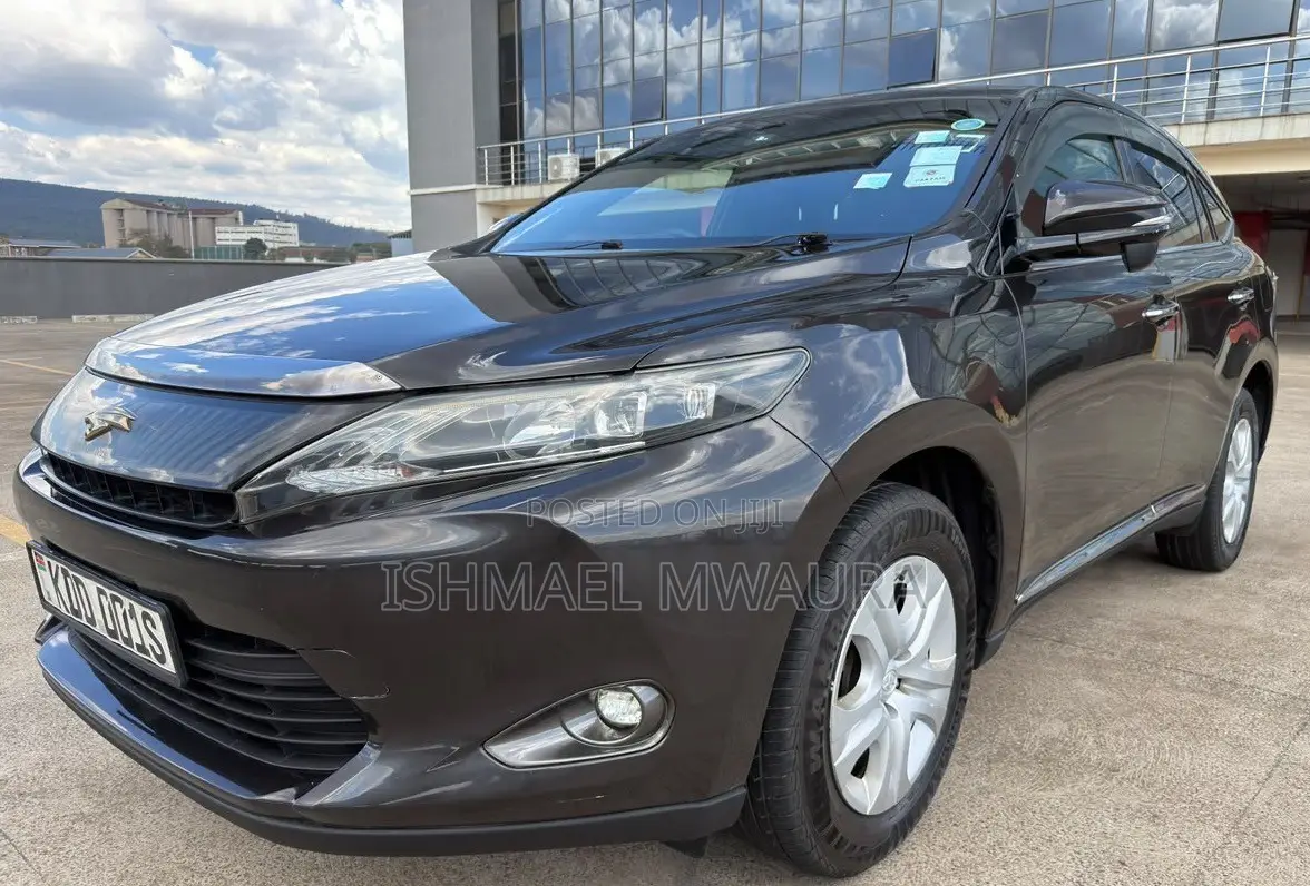 Toyota Harrier 2.0 2014 Black