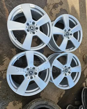 Mercedes Benz C200 , E250,e350, 18inch Rims