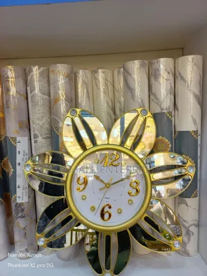 *Acrylique Wall-Clocks*